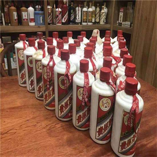 托喀依乡名酒回收